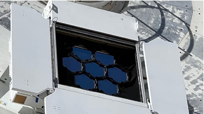 НАСА тестирует гибридную антенну для лазерной и радиокосмической связи