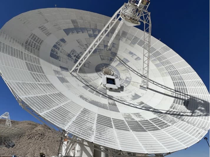 НАСА тестирует гибридную антенну для лазерной и радиокосмической связи